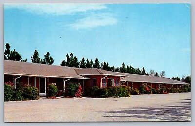 #ad Postcard Florence SC Cardinal Court Motel 1963 $4.95