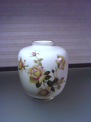 #ad Vintage Rosenthal Selb Germany Porcelain Vase Roses $25.00