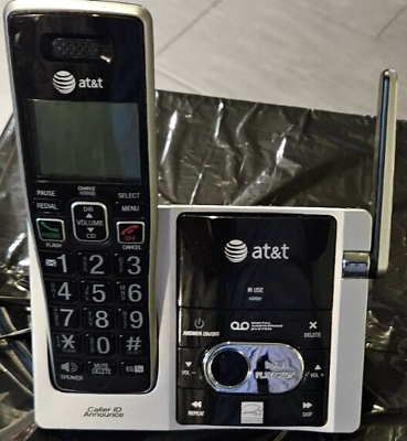 #ad ATamp;T CL82463 Digital Phone Answering Machine Call ID Cordless Main Base Handset $19.99