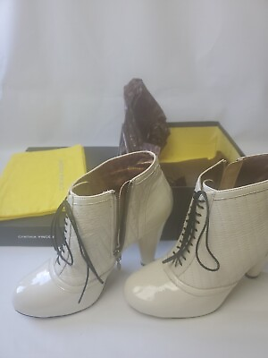 #ad Cynthia Vincent Leather Booties Size 9 Cream Color With Box And Boot Bag $49.99