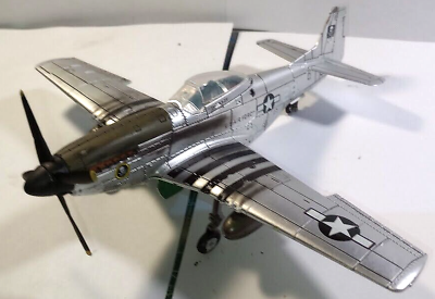 #ad BUILT: THE NORTH AMERICAN P51 D MUSTANG IN 1 48 SCALE CIRCA 1944 $55.00