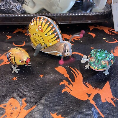 #ad Lot of 3 Vintage Lithograph Tin Wind Up Toys Snail Frog and Chick $50.00