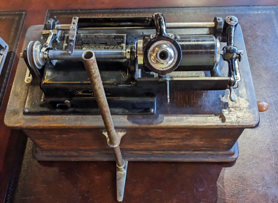 #ad Large Case Antique Edison Cylinder Home Phonograph Player Oak Case Works $499.99