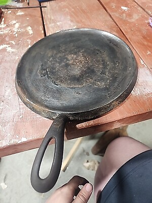 #ad Griswold No.8 Cast Iron Round Griddle Large Block 608 Unrestored Needs Work READ $60.00