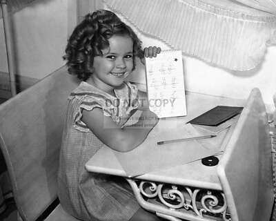 SHIRLEY TEMPLE 6 YRS OLD ON HER FIRST DAY OF SCHOOL IN 1935 8X10 PHOTO AZ250 $8.87
