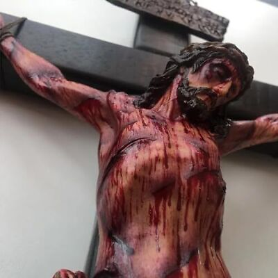 Handmade Realistic CrucifixRealistic Crucifix Wound For Meditation Wall Cross $15.99