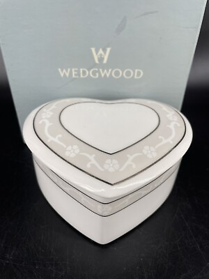 #ad Wedgwood Bone Porcelain China Heart Shaped Flowers Trinket Jewelry Box Icing $11.24