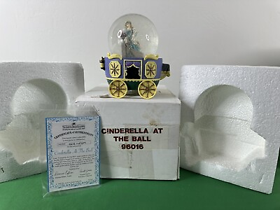 #ad Ashton Drake CINDERELLA at BALL Musical Water Snow Globe Limited Edition 1995 $19.99