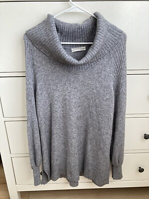 #ad Charcoal gray Anthropologie Sweater Hip Length Medium – EUC $14.99