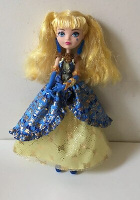 #ad Ever After High Blondie Locks Thronecoming Doll By Mattel EUC $33.12