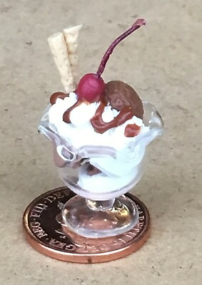 #ad Vanilla Ice Cream Sundae Tumdee 1:12 Scale Dolls House Dessert Accessory i91 GBP 2.45