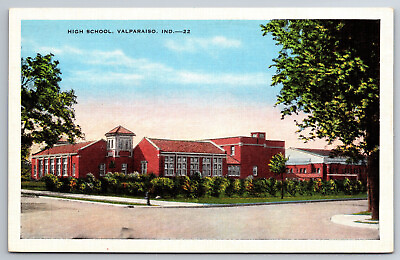 #ad Vintage Postcard IN Valparaiso High School White Border 7462 $1.94