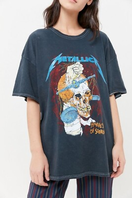 Urban Outfitters Women#x27;s X Metallica 1988 Tour Glitter Oversized Fit Tee T Shirt $24.99