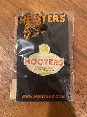 #ad HOOTERS RESTAURANT GIRL INTERNATIONAL SWIMSUIT PAGEANT 2005 MIAMI FLORDIA PIN $9.90
