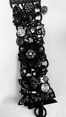 Betsey Johnson Black Out Beaded Toggle Bracelet Extremely Rare . $275.00