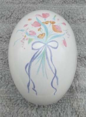#ad Trinket Dish Ring Avon Porcelain Egg Shaped Flowers and Ribbon GFT6314 1990 $11.99