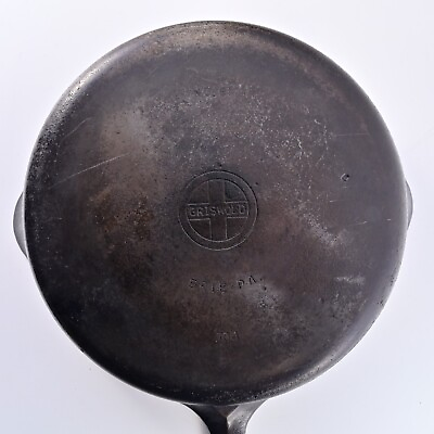 #ad Vintage Griswold Cast Iron No. 8 Small Block Logo Skillet 10.5” 704 A Erie PA $54.95