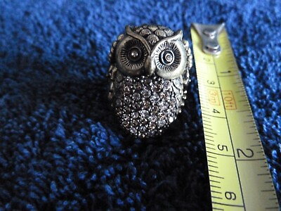 #ad Vintage Unique quot;Fly Freequot; Silvertone Owl Rhinstone Locket Ring $45.00