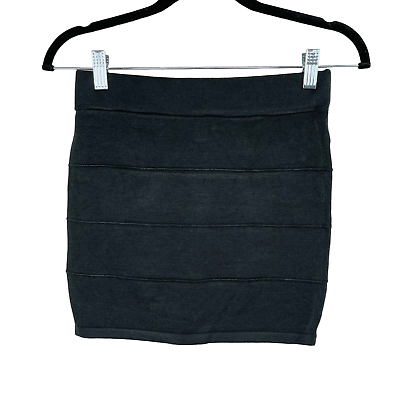 Zenana Outfitters Black Knit Pull On Mini Skirt Size Medium stretchy versatile $19.00