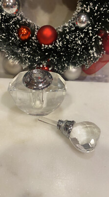 GORGEOUS VINTAGE HEAVY CRYSTAL PERFUME BOTTLE with STOPPER $24.99
