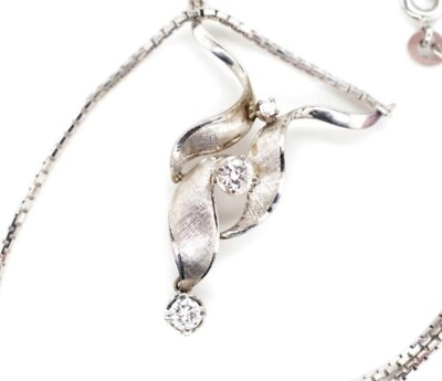 #ad 18 Carat Gold Flower Necklace Diamond Trio $399.99