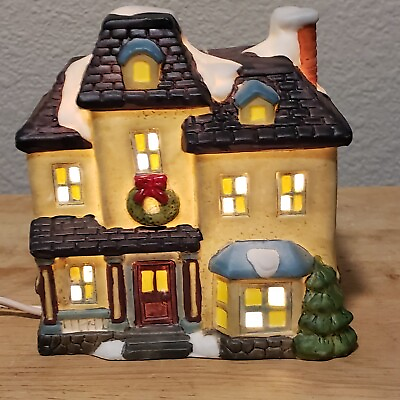 Trim A Home Christmas Village Lighted House 1996 quot;Cquot; $15.99