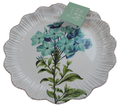 #ad Soho Loft Blue Flower Scalloped Set of 4 11quot; Melamine Dinner Plates White NWT $49.95