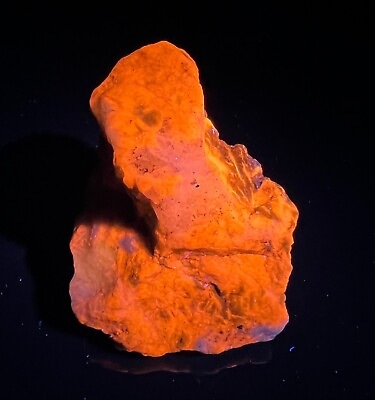 #ad Well Terminated Top Fluorescent Sodalite Crystal. Badakhshan AFG 116 GM. $19.99